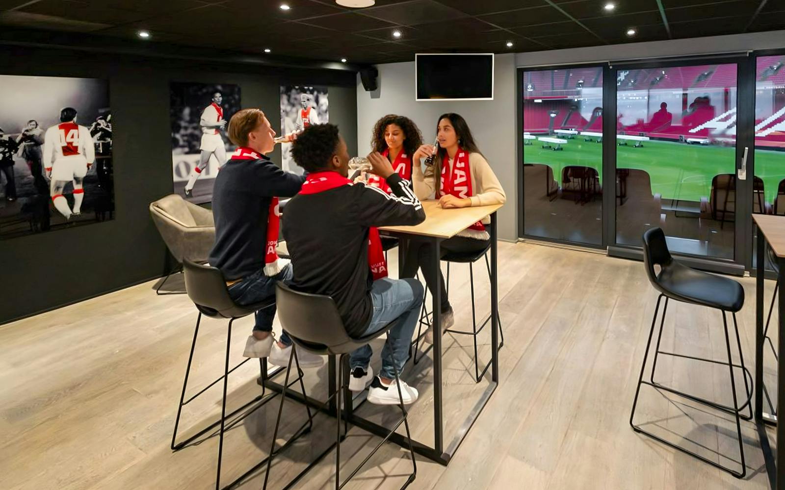 Johan Cruijff ArenA Stadium VIP Tour with a Drink and Scarf Image 5
