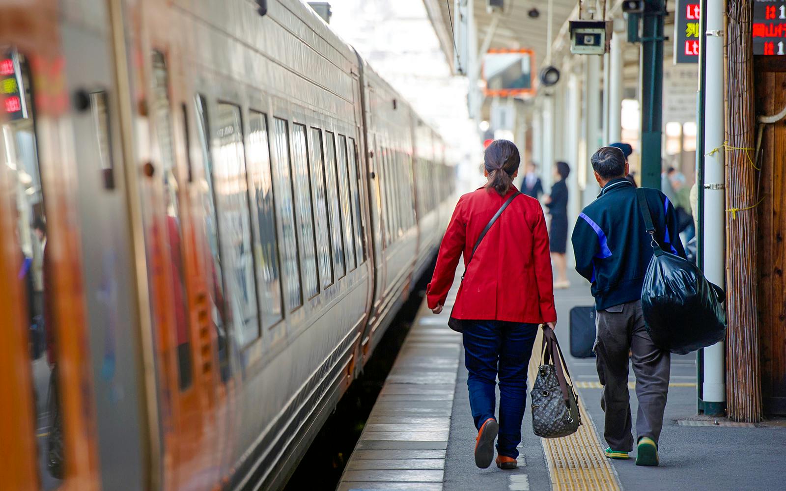 JR Kansai Mini Pass: 7-Day Unlimited Travel Across Osaka, Kyoto, Nara & Kobe Image 12