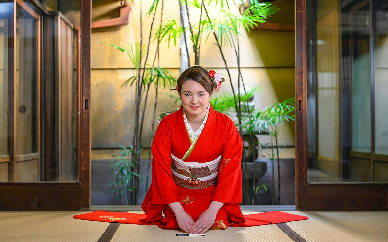 Kyoto Imperial Palace Area: Kimono Tea Ceremony in a 140-Year-Old Machiya Image 1