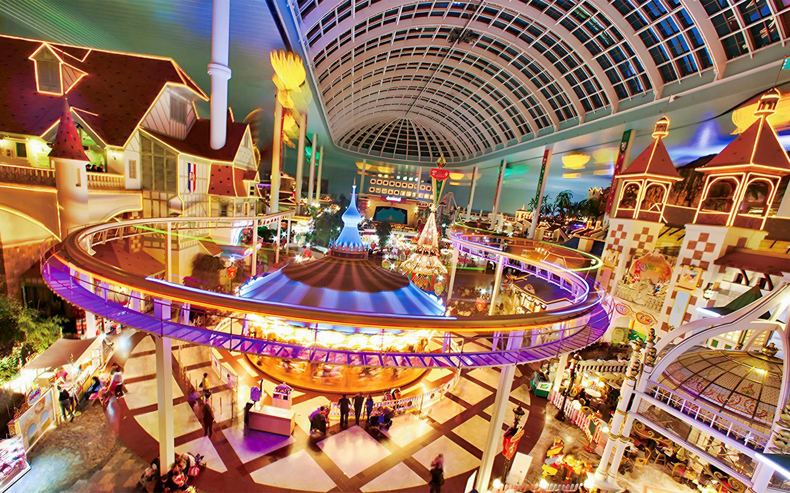 Lotte World Theme Park & Museum + Basic School Uniform Set Image 4