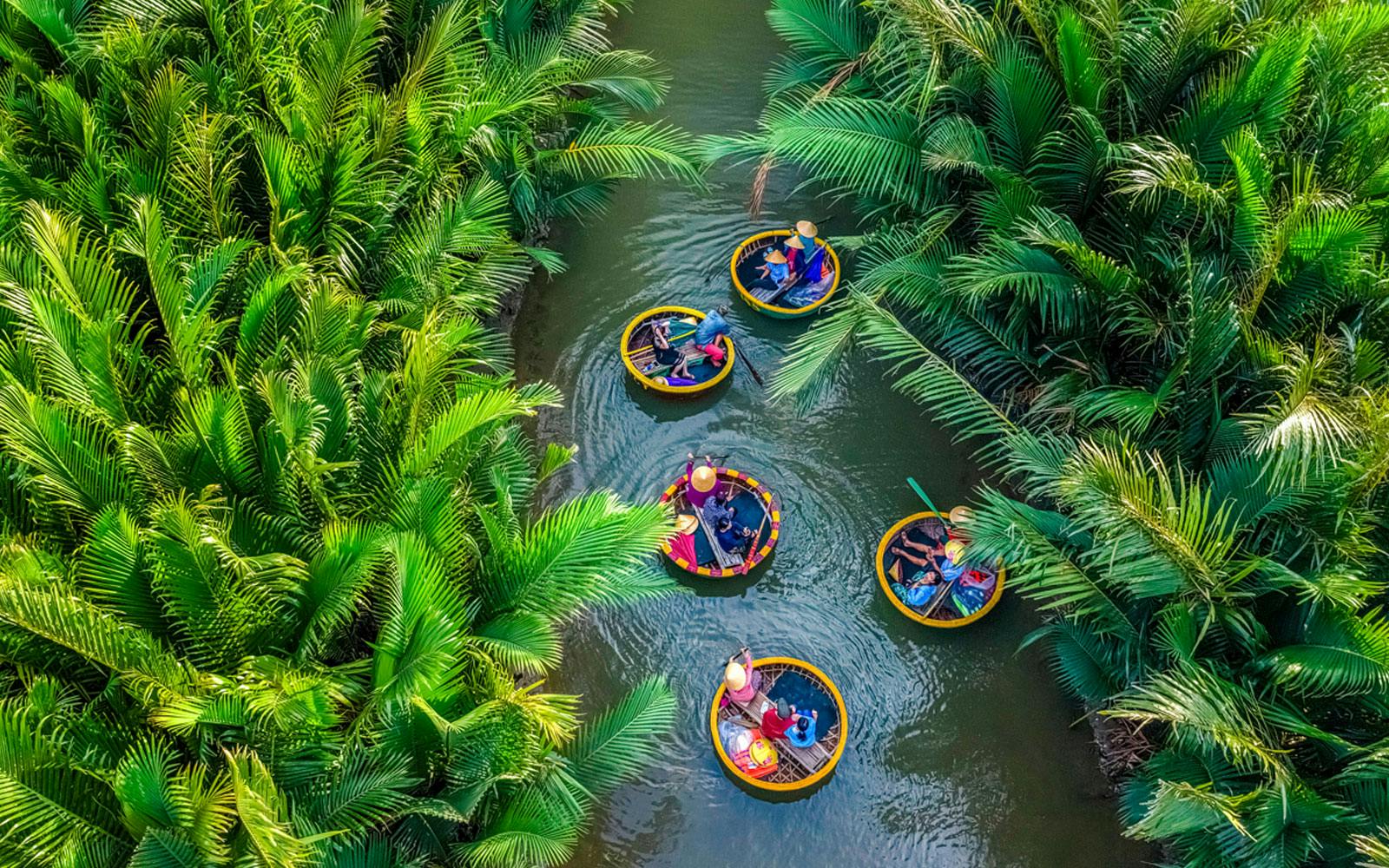 Marble Mountains, Lady Buddha, & Hoi An City Tour with Transfers Image 12