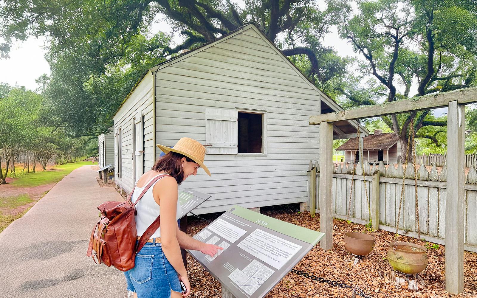 New Orleans: Swamp Boat Ride & Oak Alley Plantation Tour Image 2