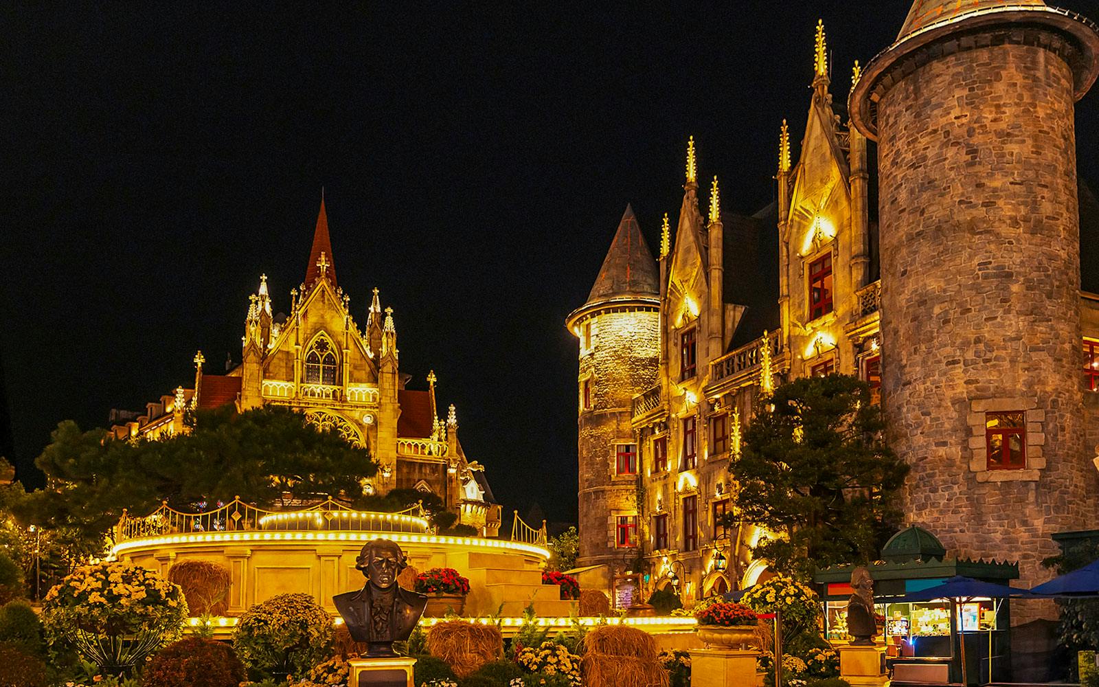 Night Ticket to Sun World Ba Na Hills + Transfers & Dinner Image 3