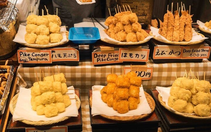 Nishiki Market Food Walking Tour with 7+ Street Food Tastings Image 3