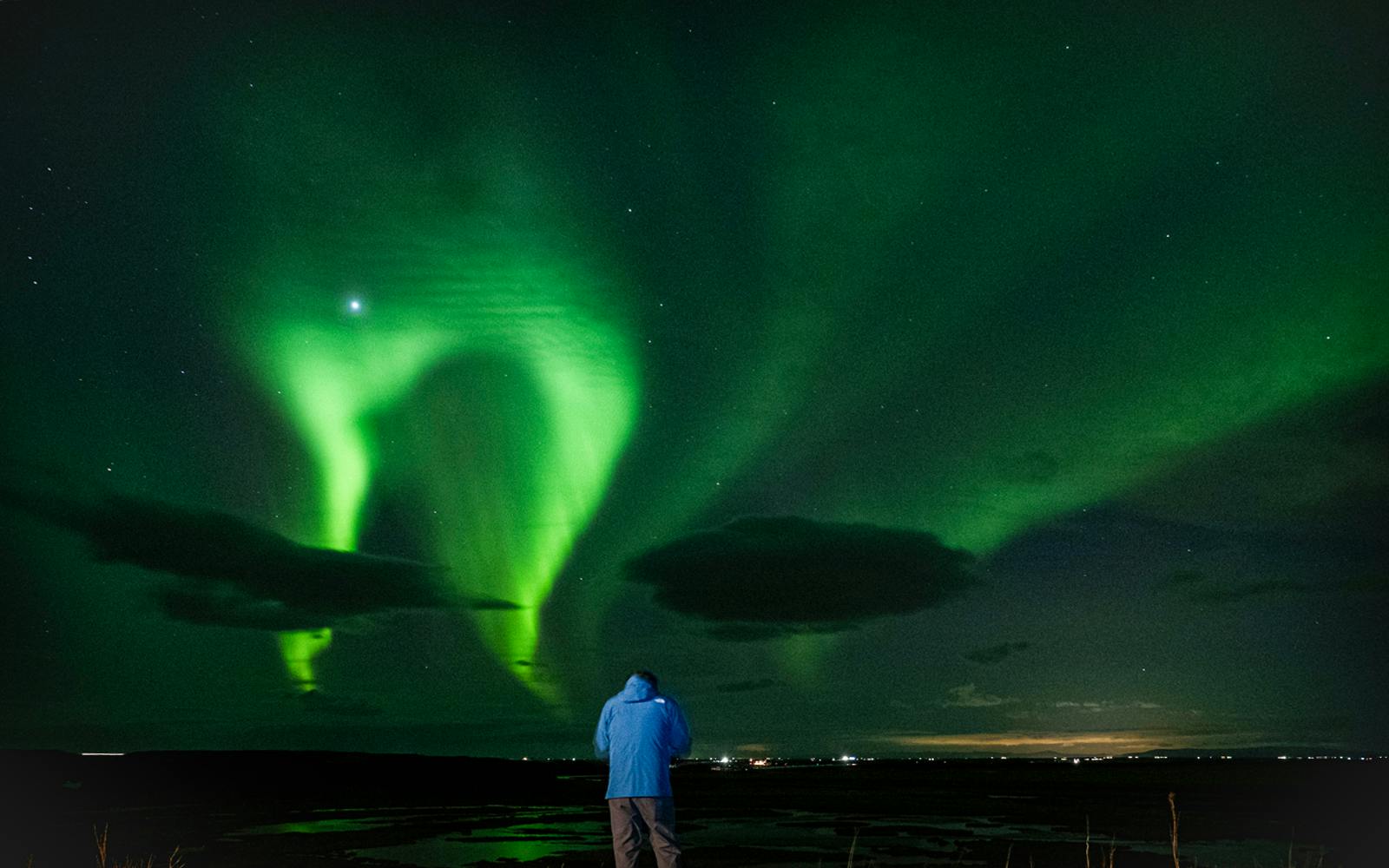 Northern Lights: 4x4 Off-Road Adventure with Treats & Photos Image 5