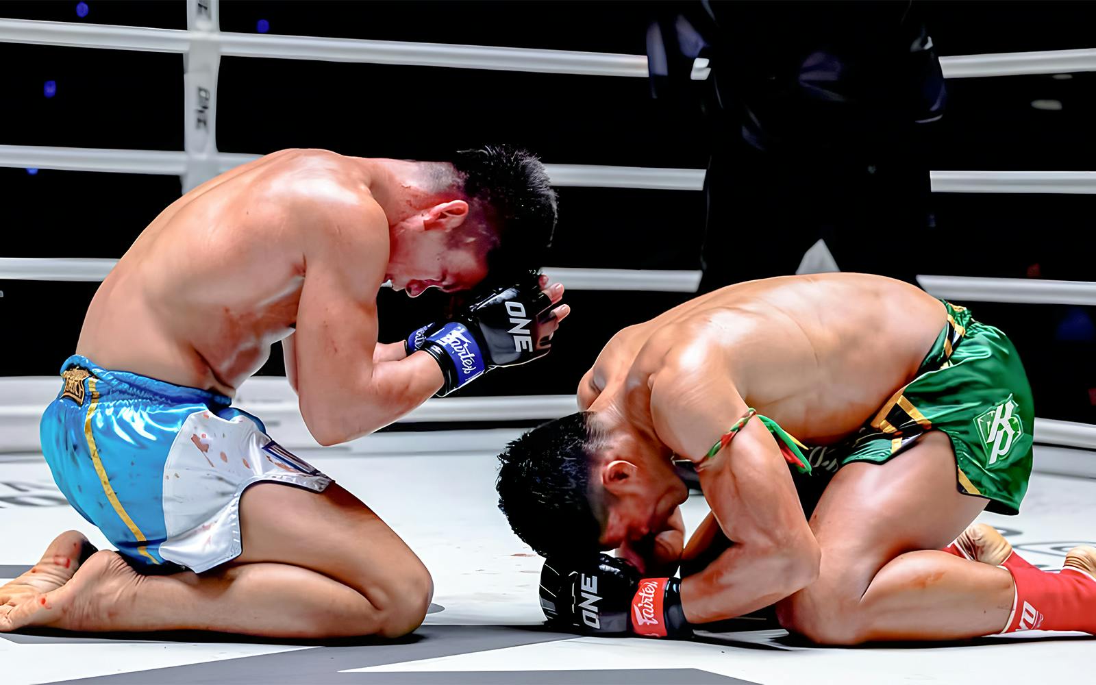 One Lumpinee Muay Thai One Championship Ticket Friday Night Image 6