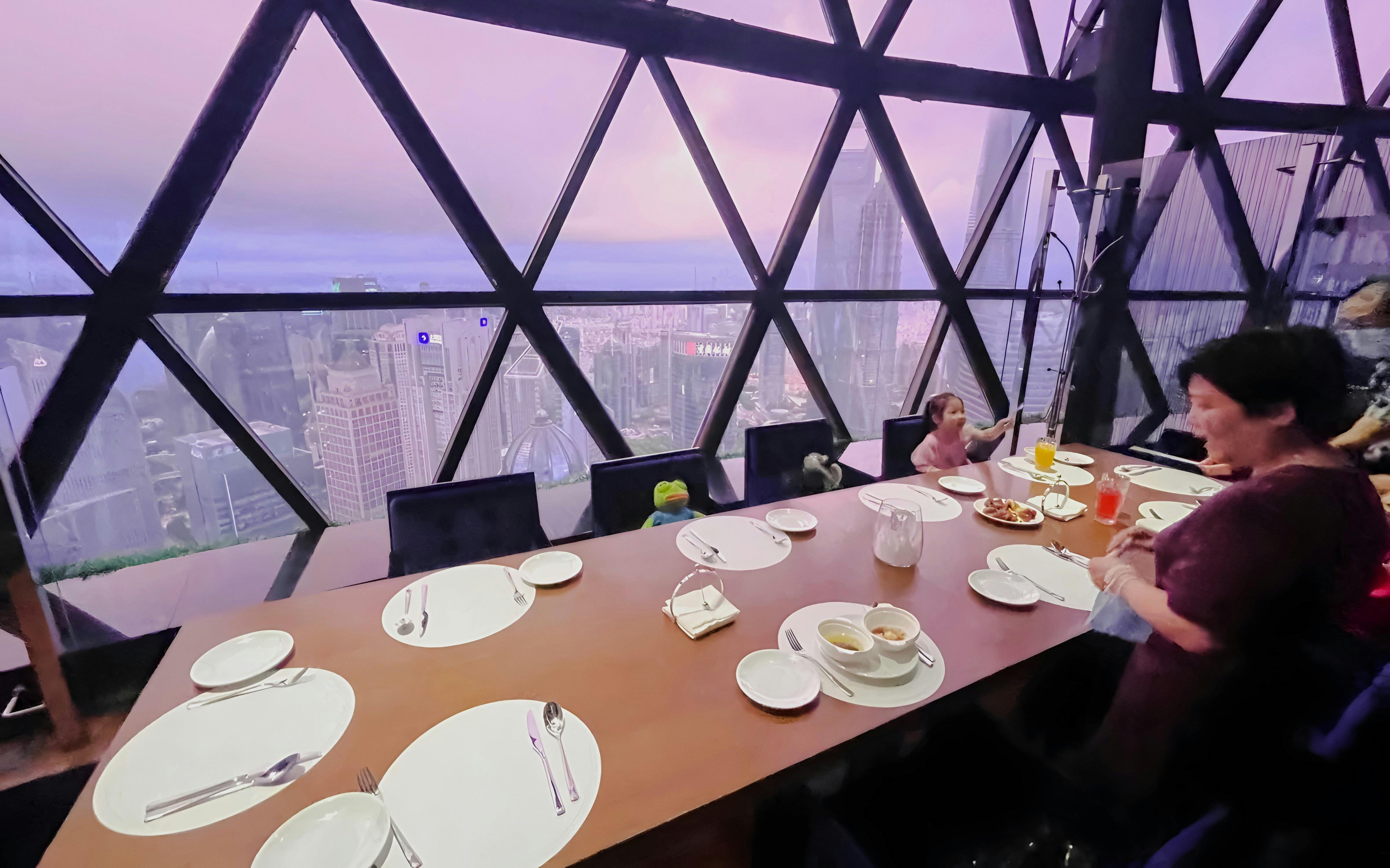 Oriental Pearl Radio & Television Tower Tickets with Lunch/Dinner Buffet Image 4
