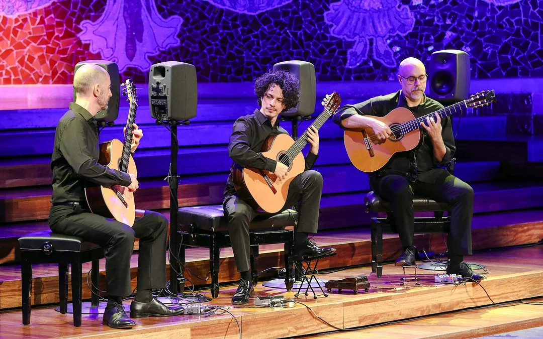 Palau de la Música Catalana - Barcelona Guitar Trio & Dance Image 3