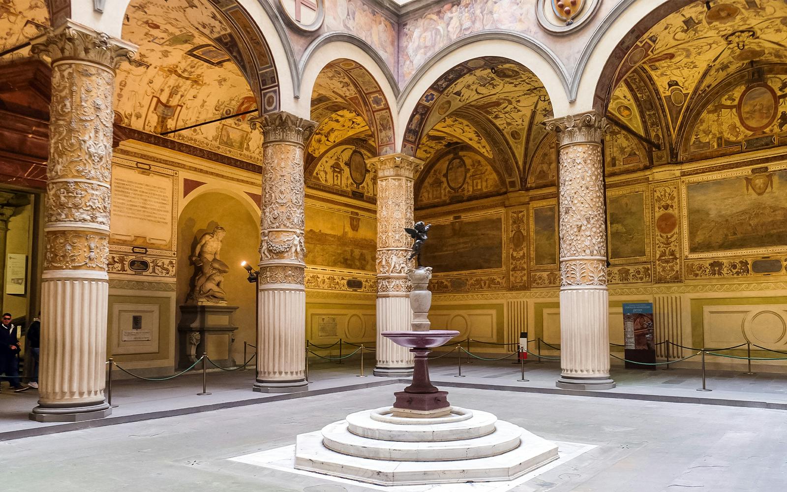 Palazzo Vecchio Skip-the-Line Guided Tour Image 4