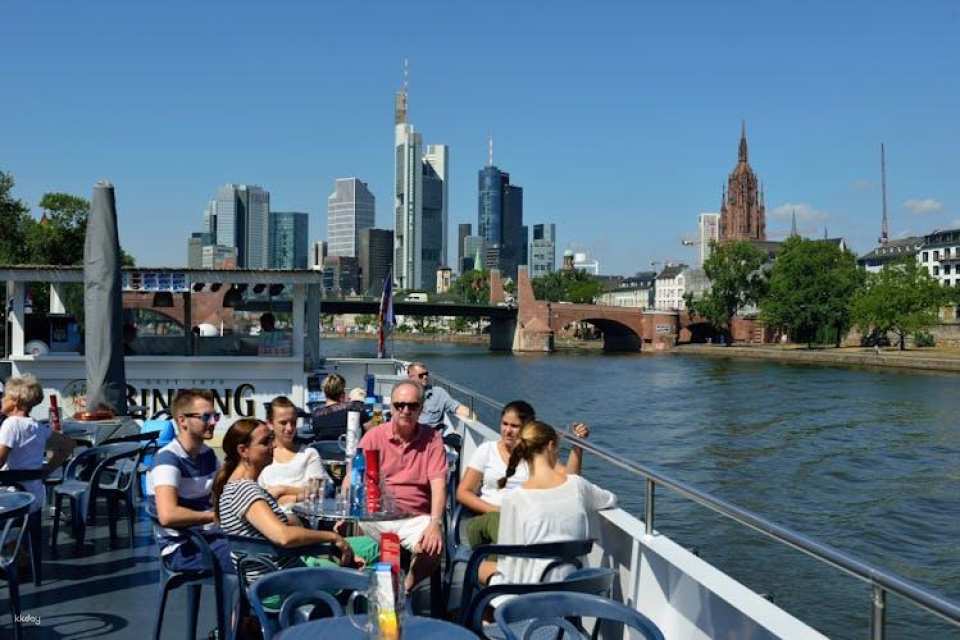 Panorama river boat cruise in Frankfurt
