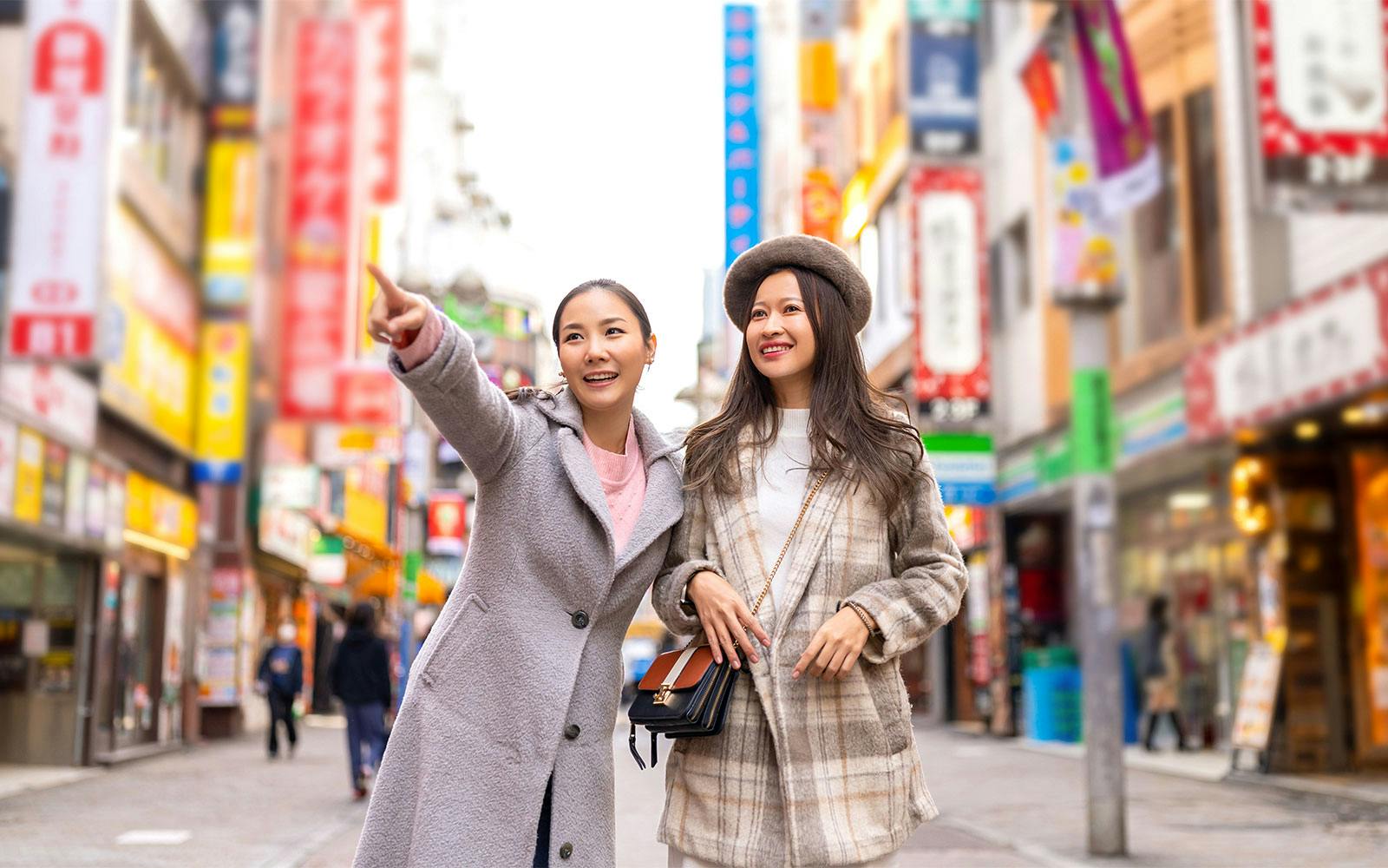 Personalized Photoshoot at Shibuya Crossing Image 6