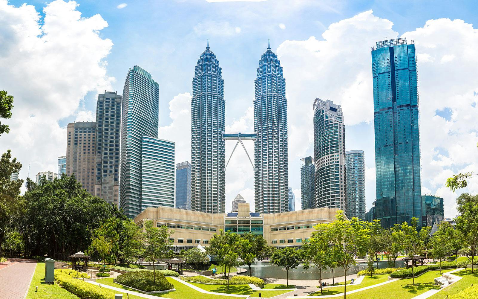 Petronas Twin Towers Dining Experience Image 2