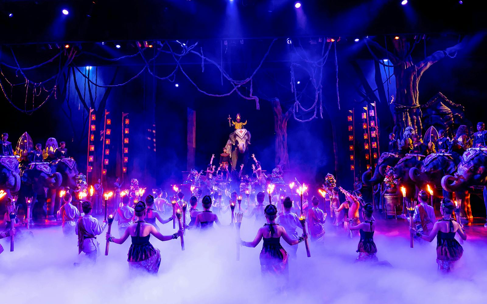 Phuket Fantasea Group Saver Tickets: Group of 3 & More Image 2