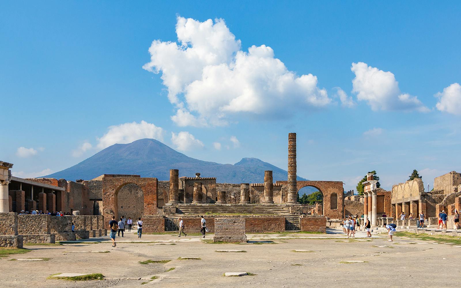Pompeii Skip-the-Line Tickets with Physical Guidebook Image 2
