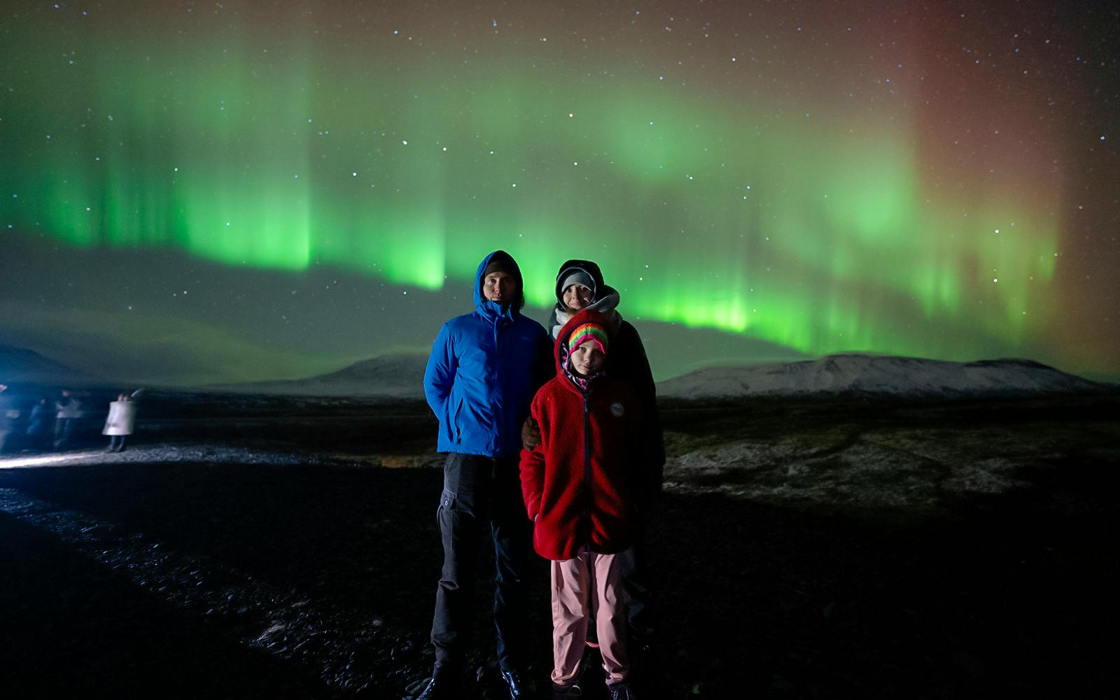 Reykjavik: Northern Lights Bus Tour with Chocolate & Surprise Gift
Image 3