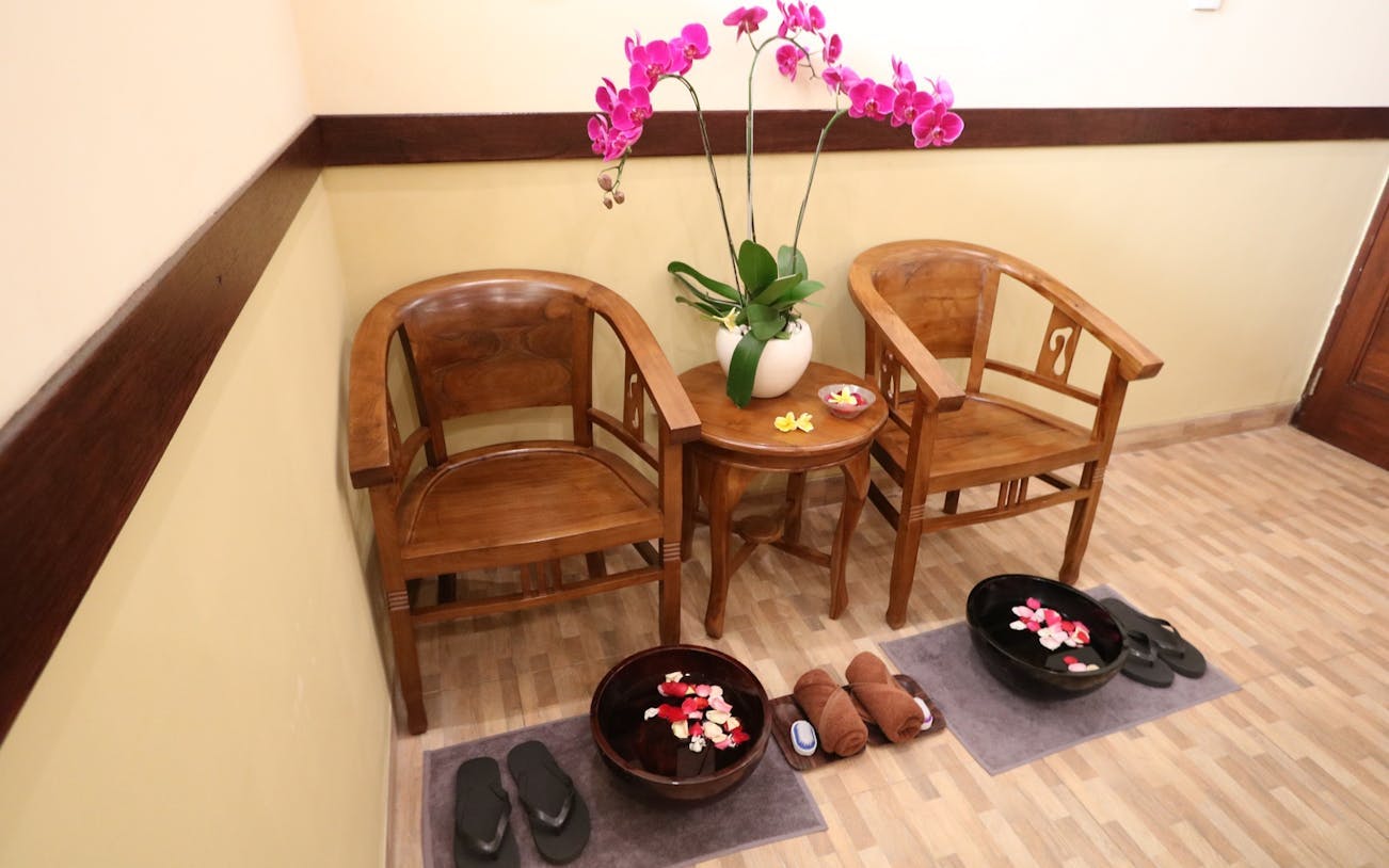 Royal Bali Scrub Massage 2 Hours in Nusa Dua Bali Image 10
