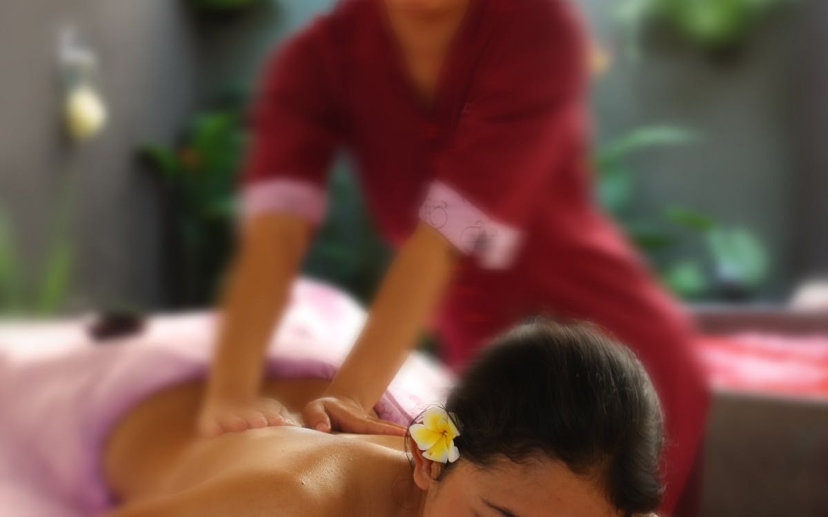 Royal Orchid Spa 90 Minutes Relaxing Massage Image 5