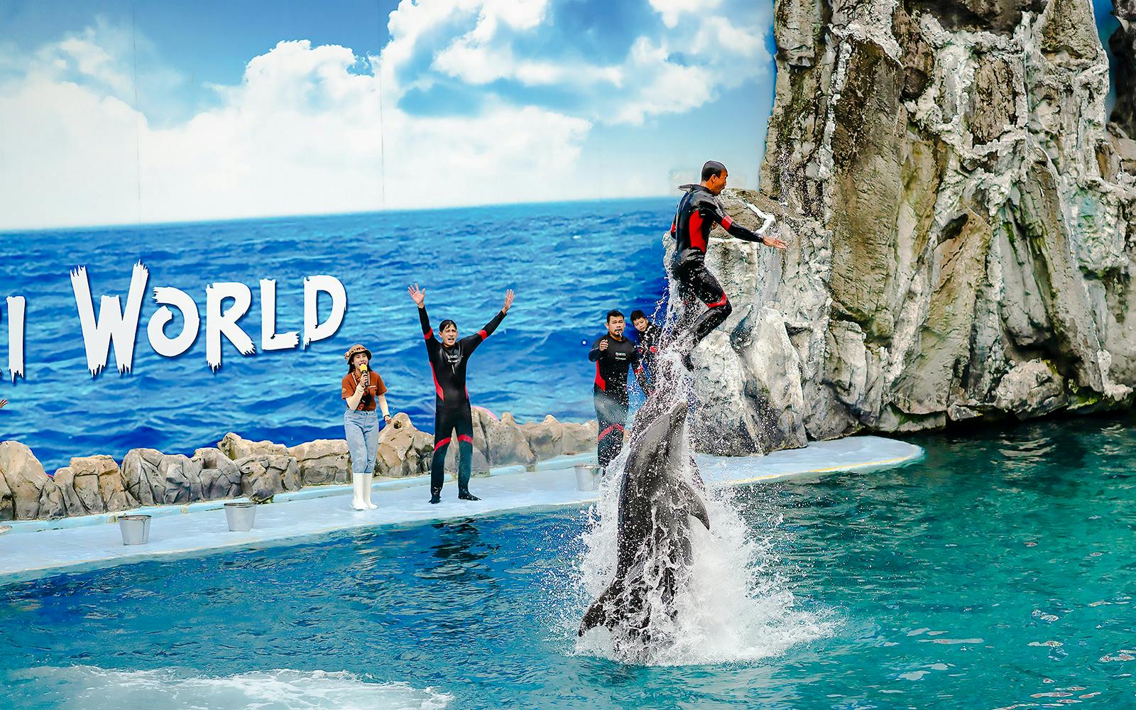 Safari World + Marine Park Tickets with Lunch and Optional Transfers
 Image 4