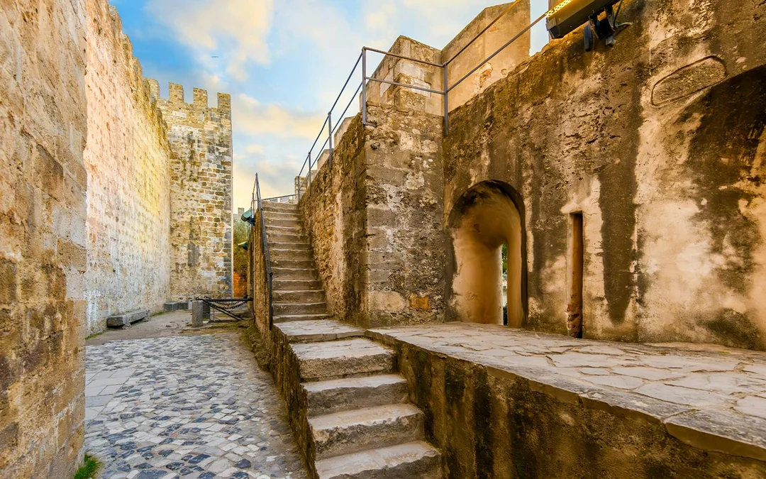São Jorge Castle Tickets Image 12