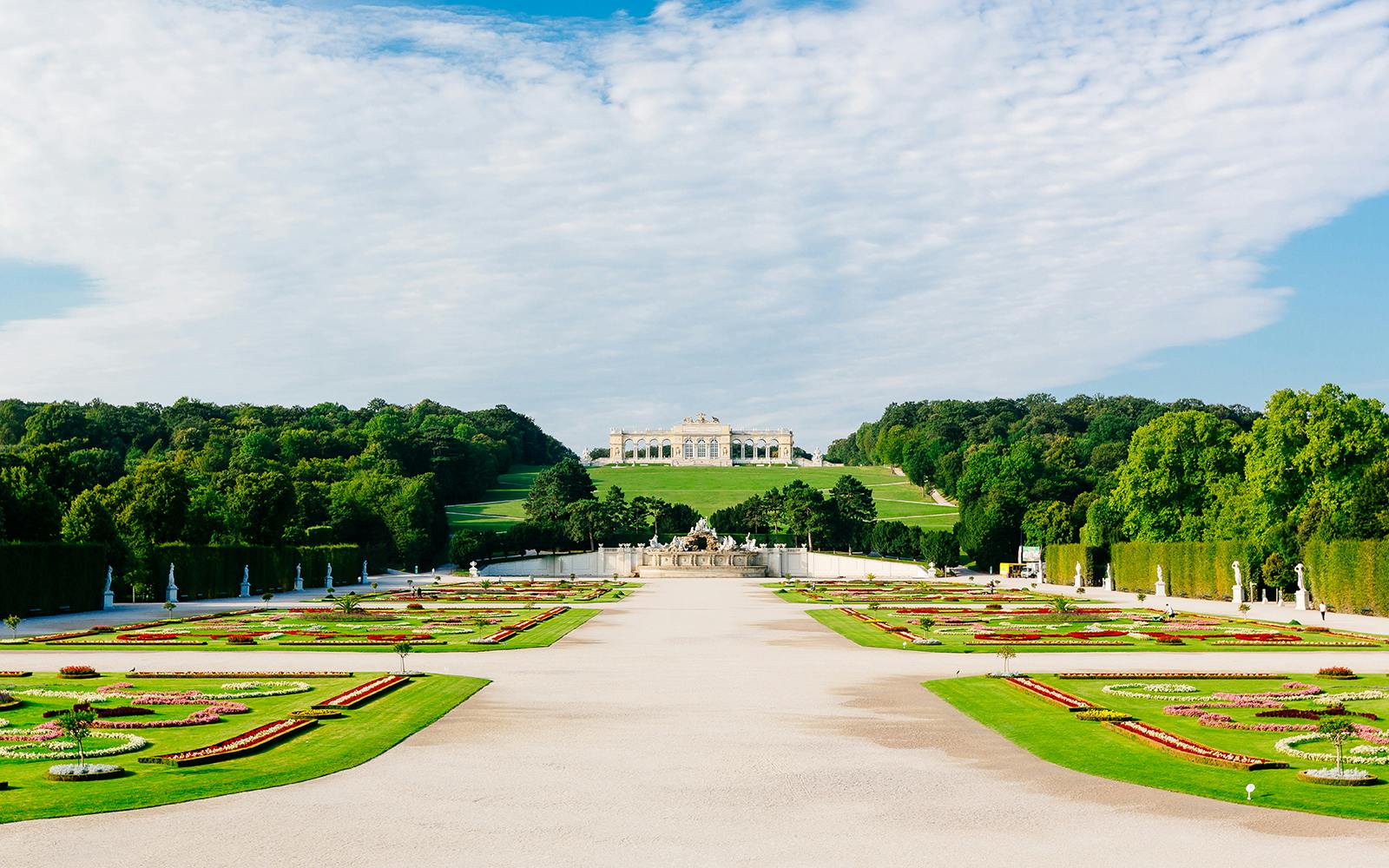 Schönbrunn Palace Panorama Train Ride Tickets Image 8