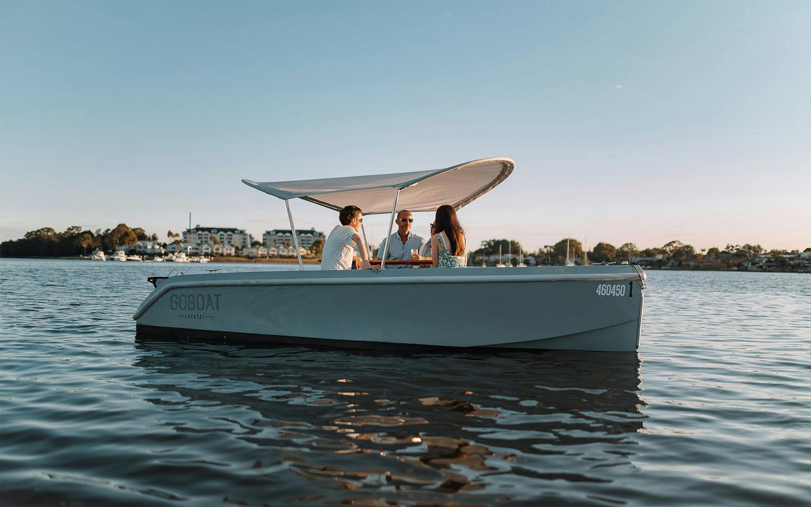 Self-Drive Electric Picnic Boat Tour in Sydney Image 2
