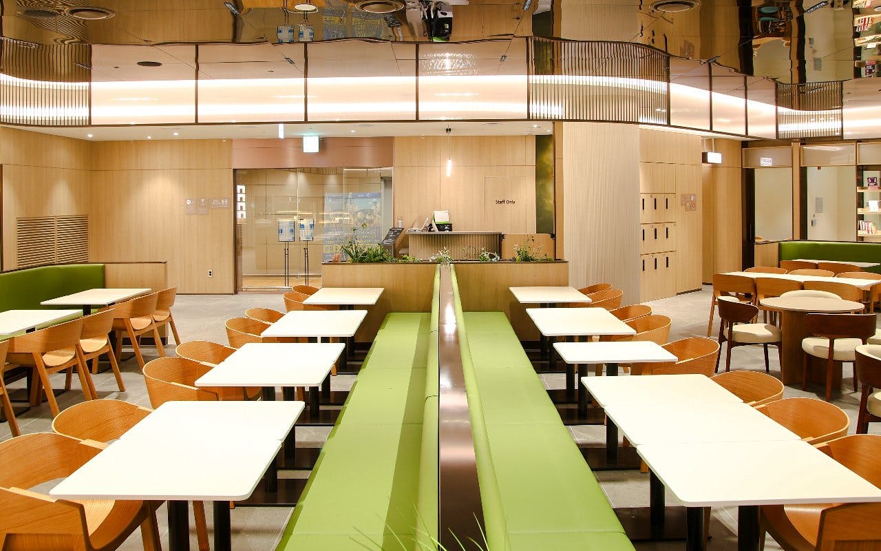 Seoul Incheon International Airport: SkyHub Lounge at East Wing Terminal 2 Image 4