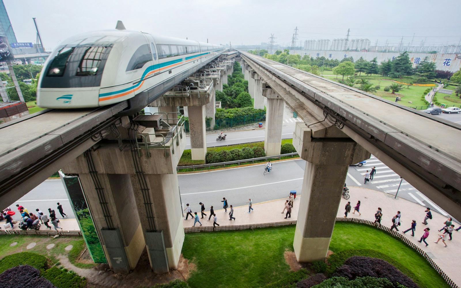 Shanghai Maglev: One-Way Train Transfers Between Pudong Airport Terminal & Longyang Road Station Image 3