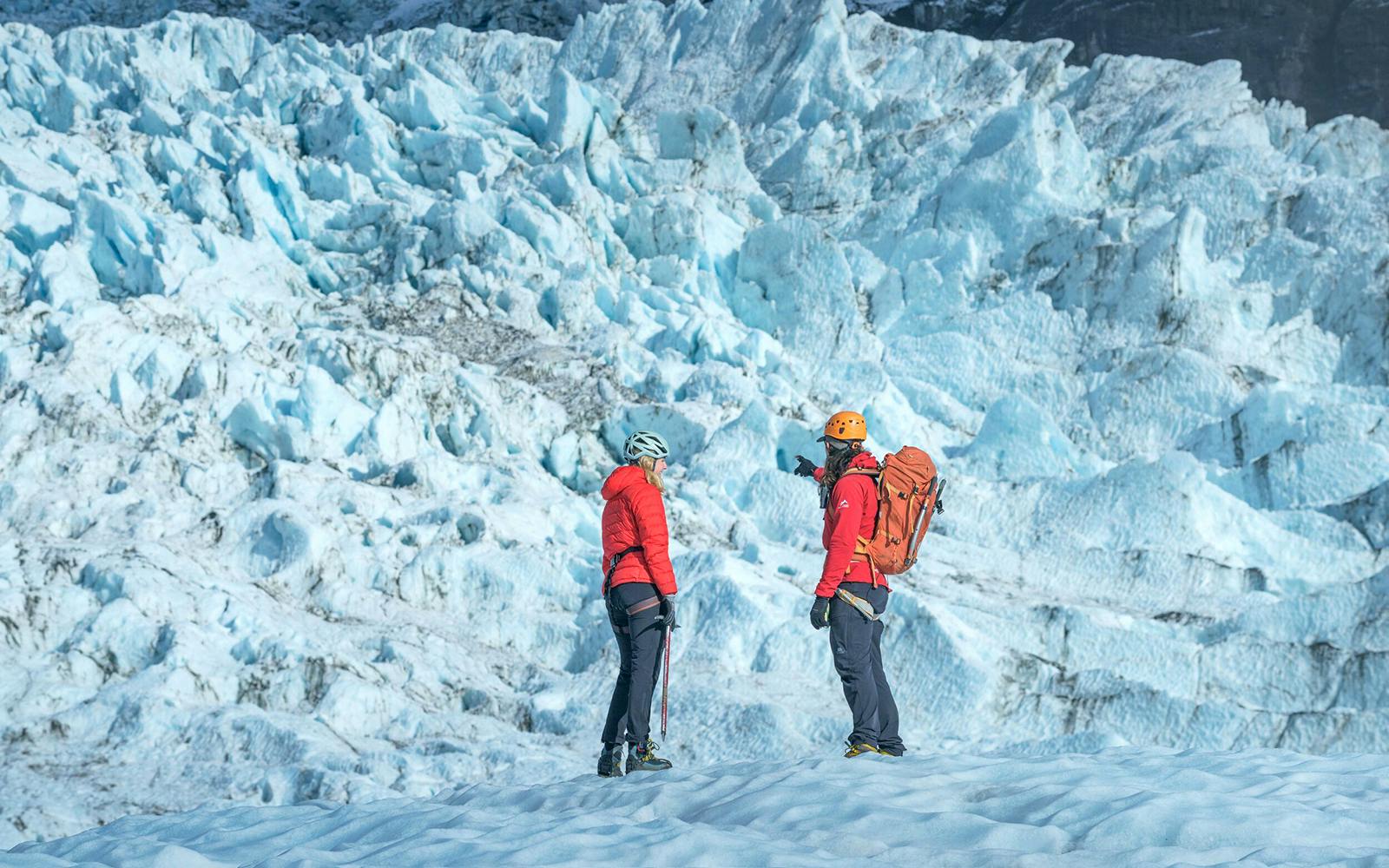 Skaftafell: Blue Ice Experience Easy Glacier Hike
 Image 2