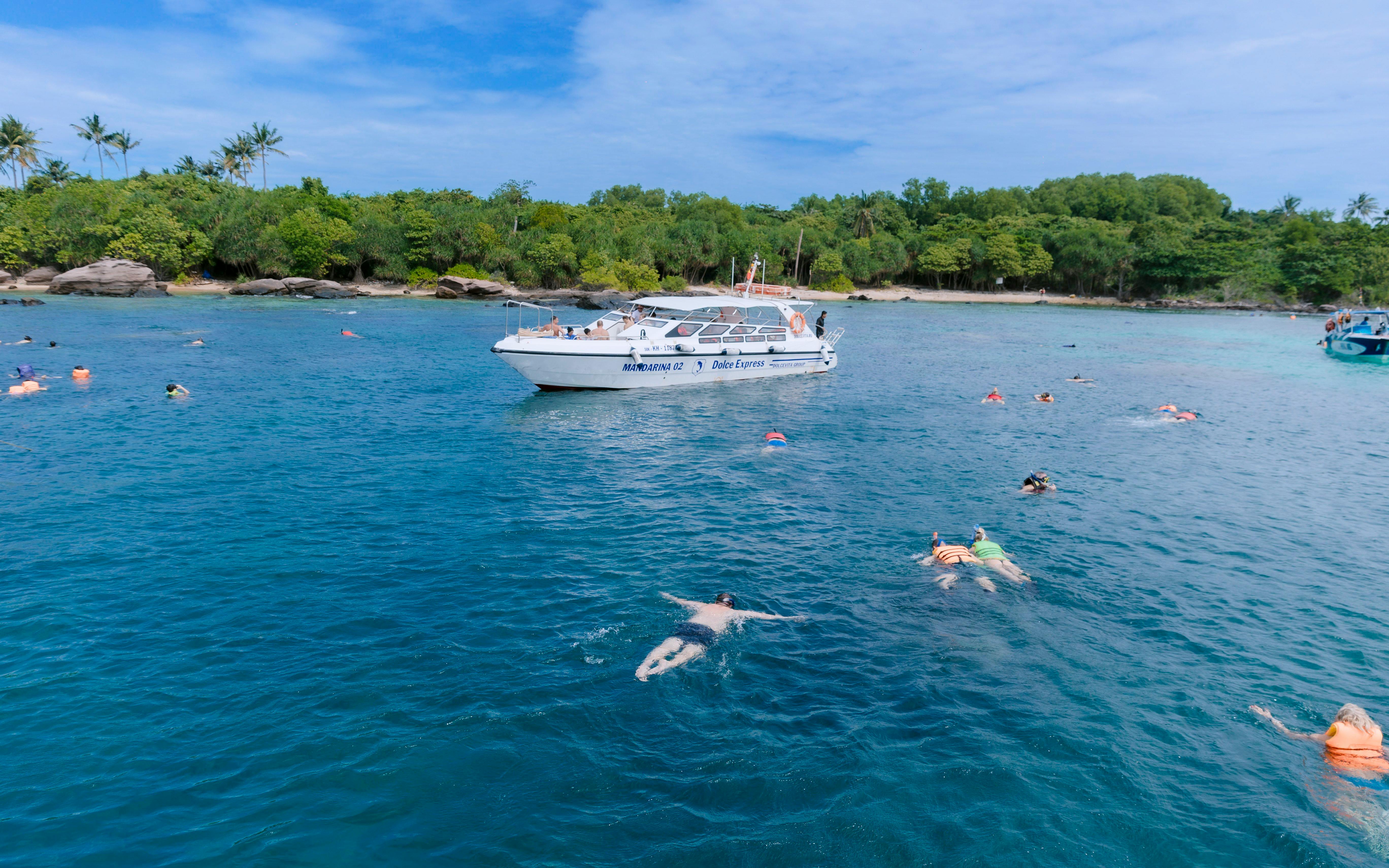 Snorkelling-Only Tour by Speed Boat with Lunch & Transfers Image 1