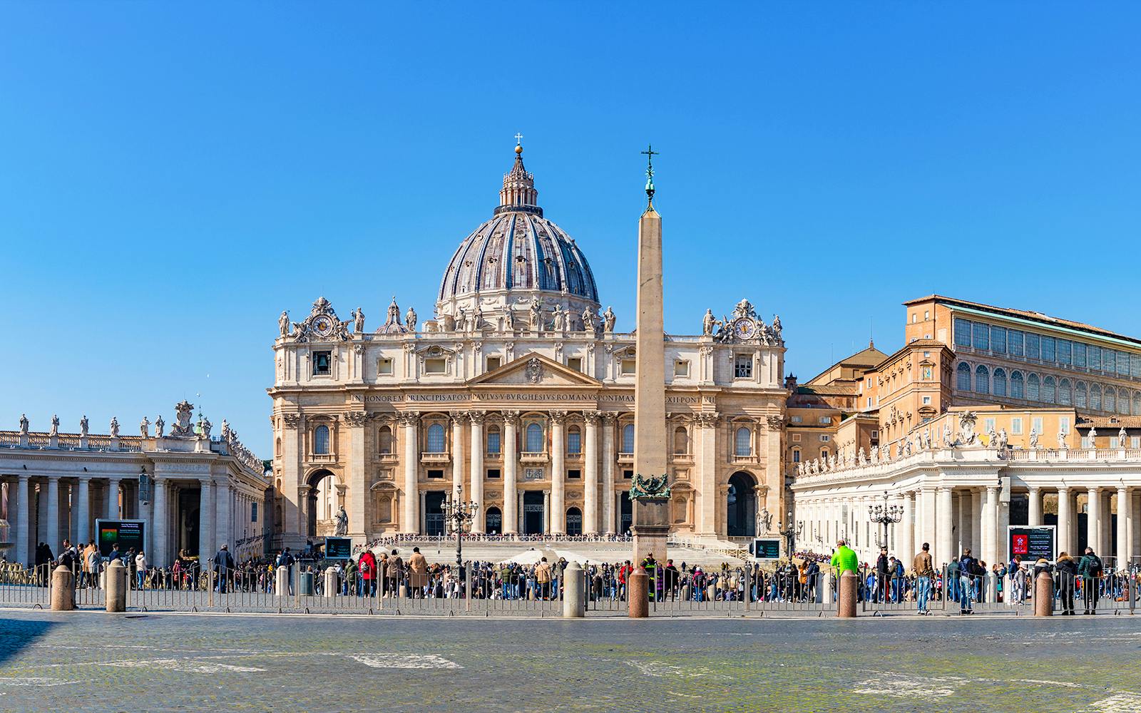 St. Peter's Basilica Entry with Audio Guide Image 2