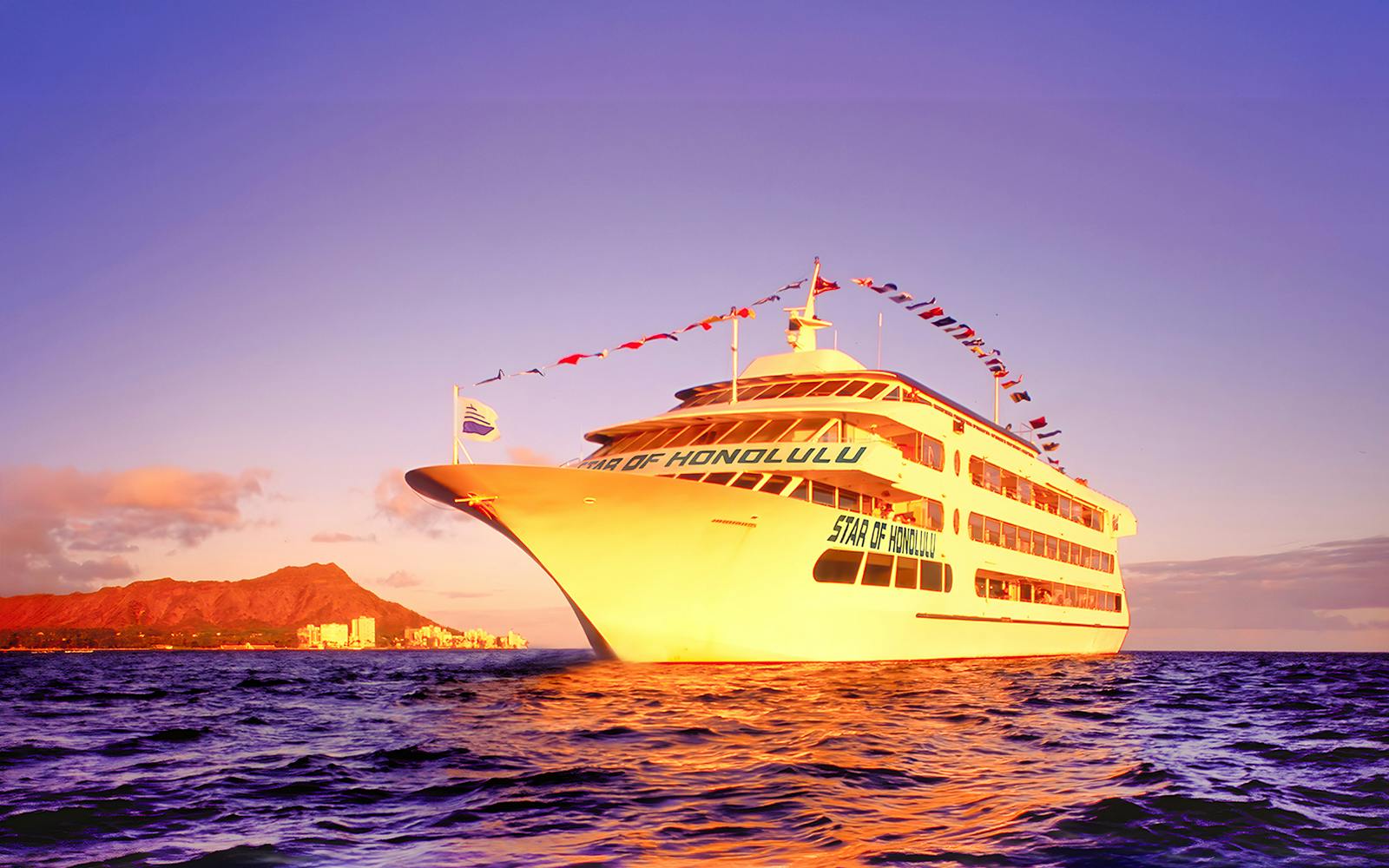 Star of Honolulu Dinner Cruise Image 1