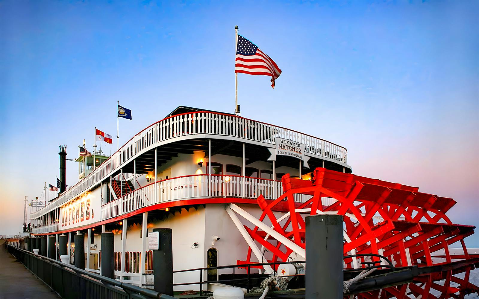 Steamboat Natchez Evening Cruise with Dinner Image 4