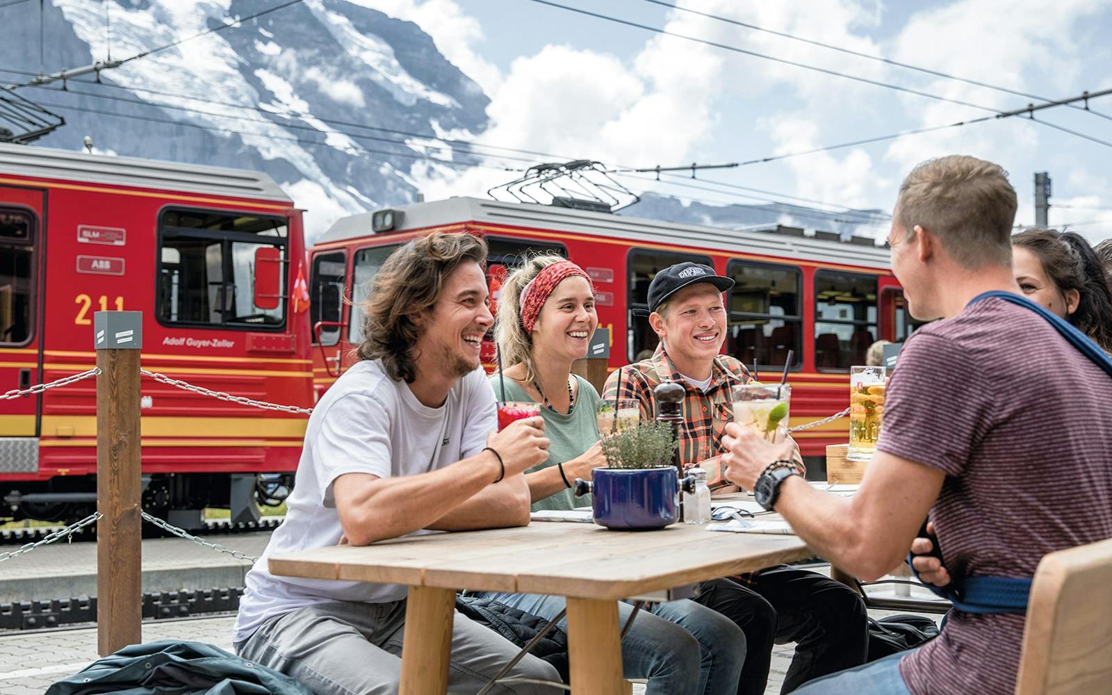 Swiss Half Fare Card: 50% Discount on Train, Bus & Boat Tickets for 1 Month Image 2