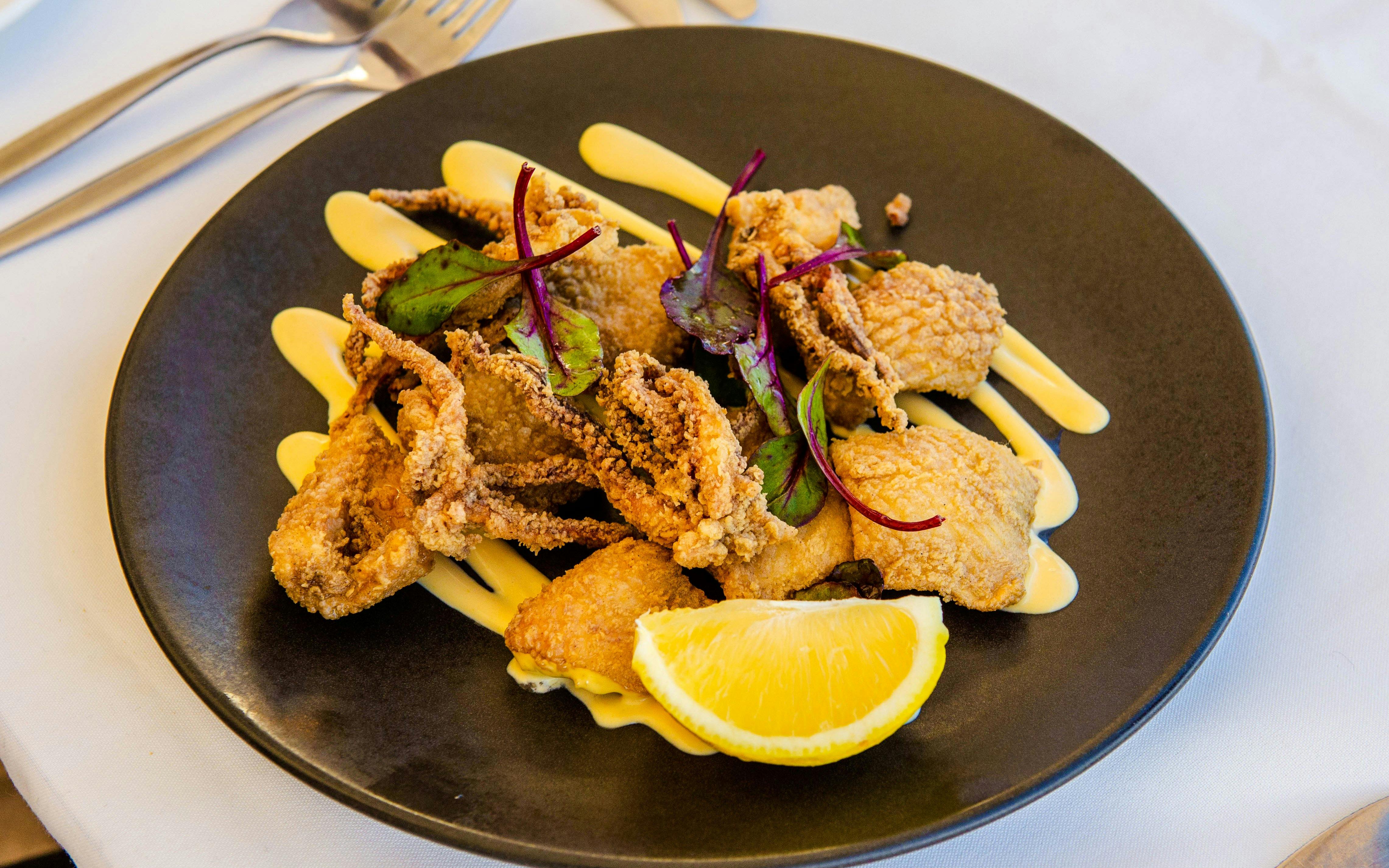 Sydney Harbour Intimate Luxury Lunch Cruise with Doyles & Balmoral Dining Image 4
