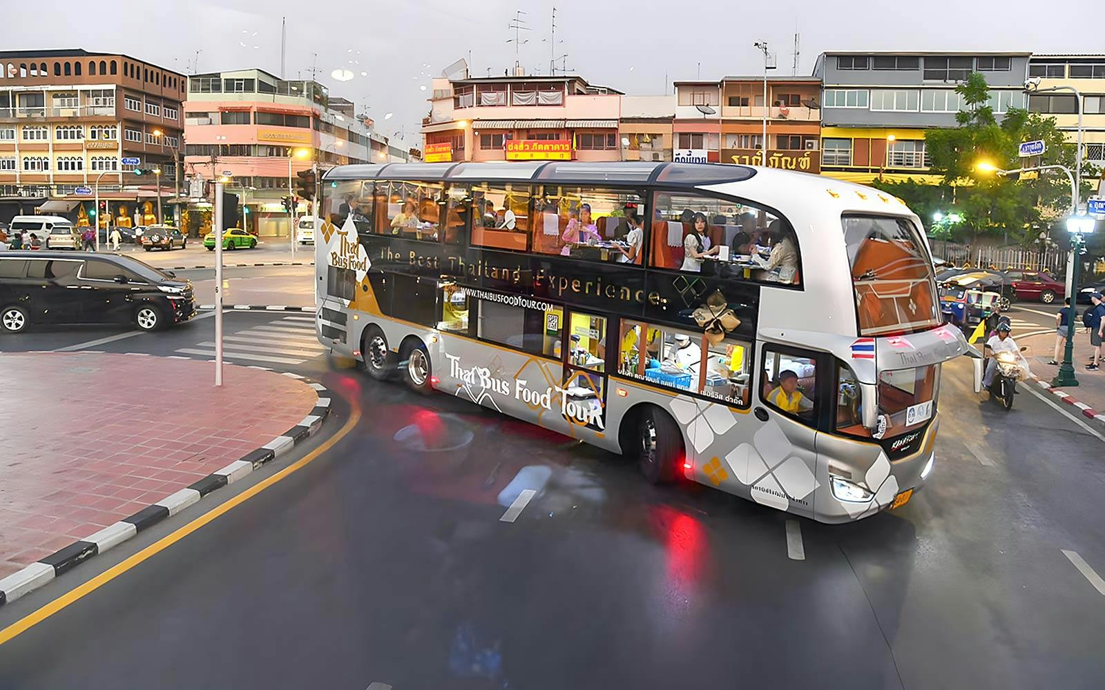 Thai Bus Food Tour Image 2