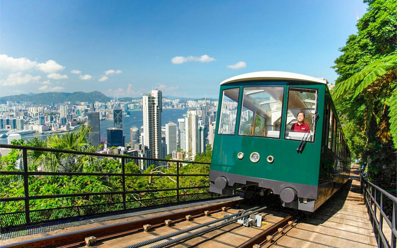 Tickets to Victoria Peak Tram and Sky Terrace 428 Image 1