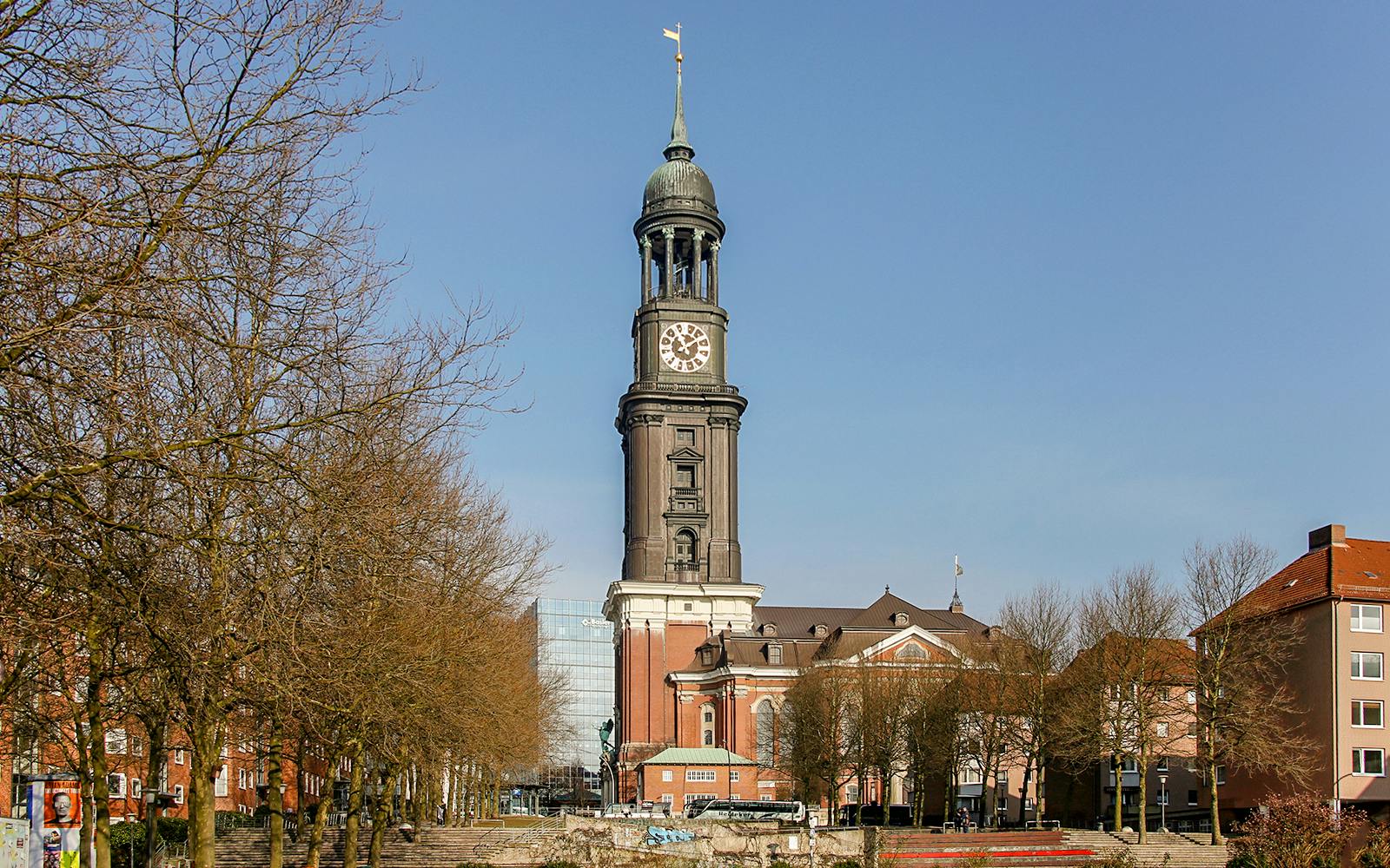 Turbopass Hamburg City Card: Included Entry to Multiple Attractions & Public Transport Image 3
