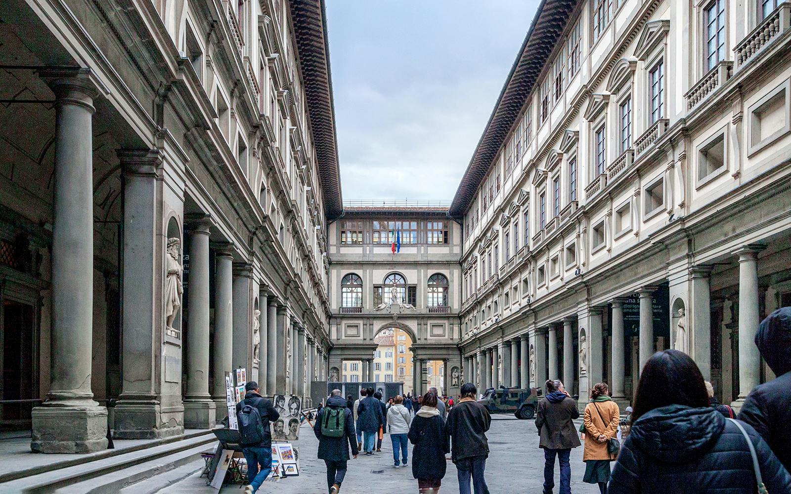 Uffizi Gallery Guided Tour  Image 2