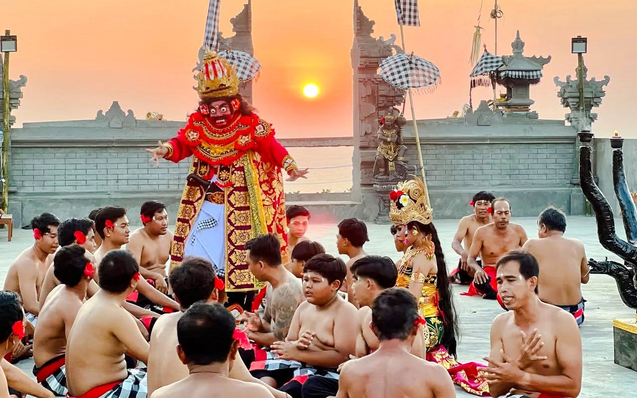 Uluwatu Karang Boma Cliff: Kecak & Fire Dance Show Tickets Image 1
