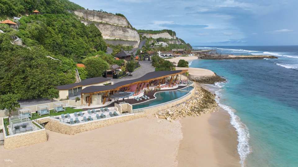 UMA Beach House at Umana LXR Bali Resort