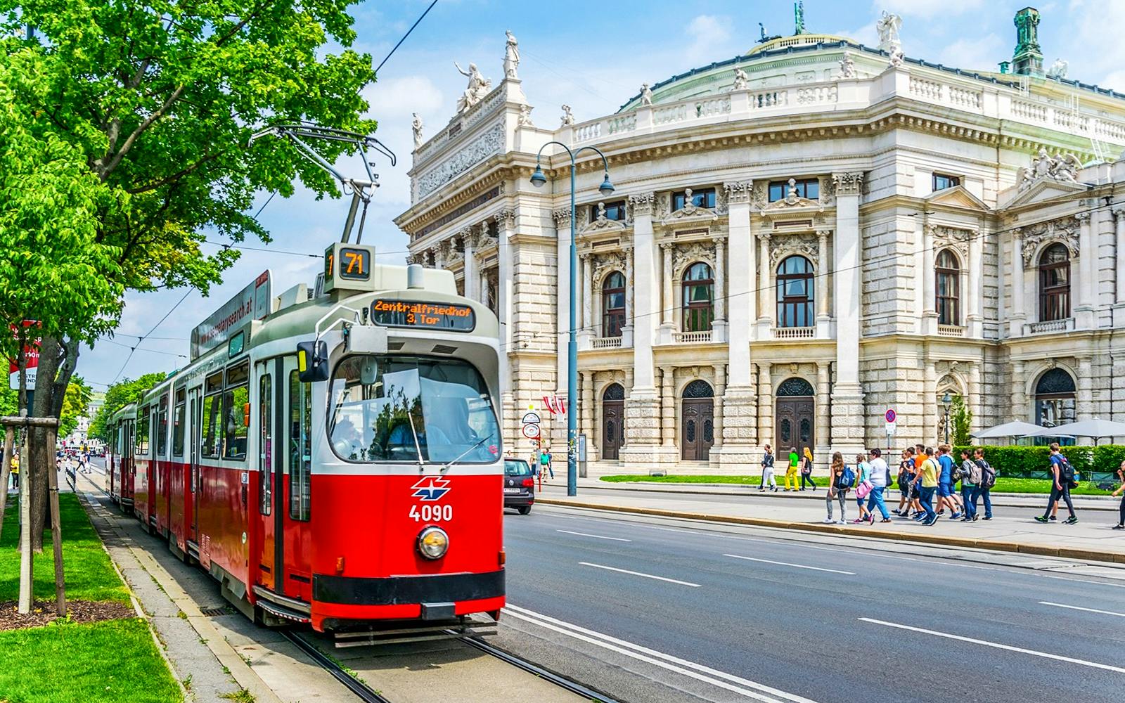 Vienna Welcome Card: Unlimited Public Transport with Optional Hop-on Hop-off Bus Tour Image 3
