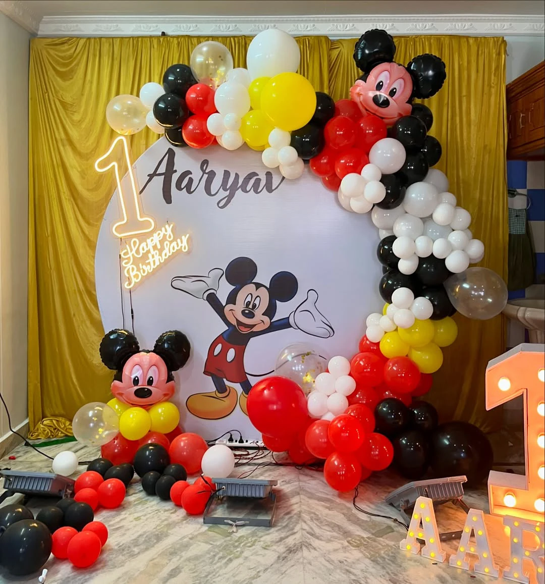 Mickey Mouse Joyful Birthday Balloon Ring Decor