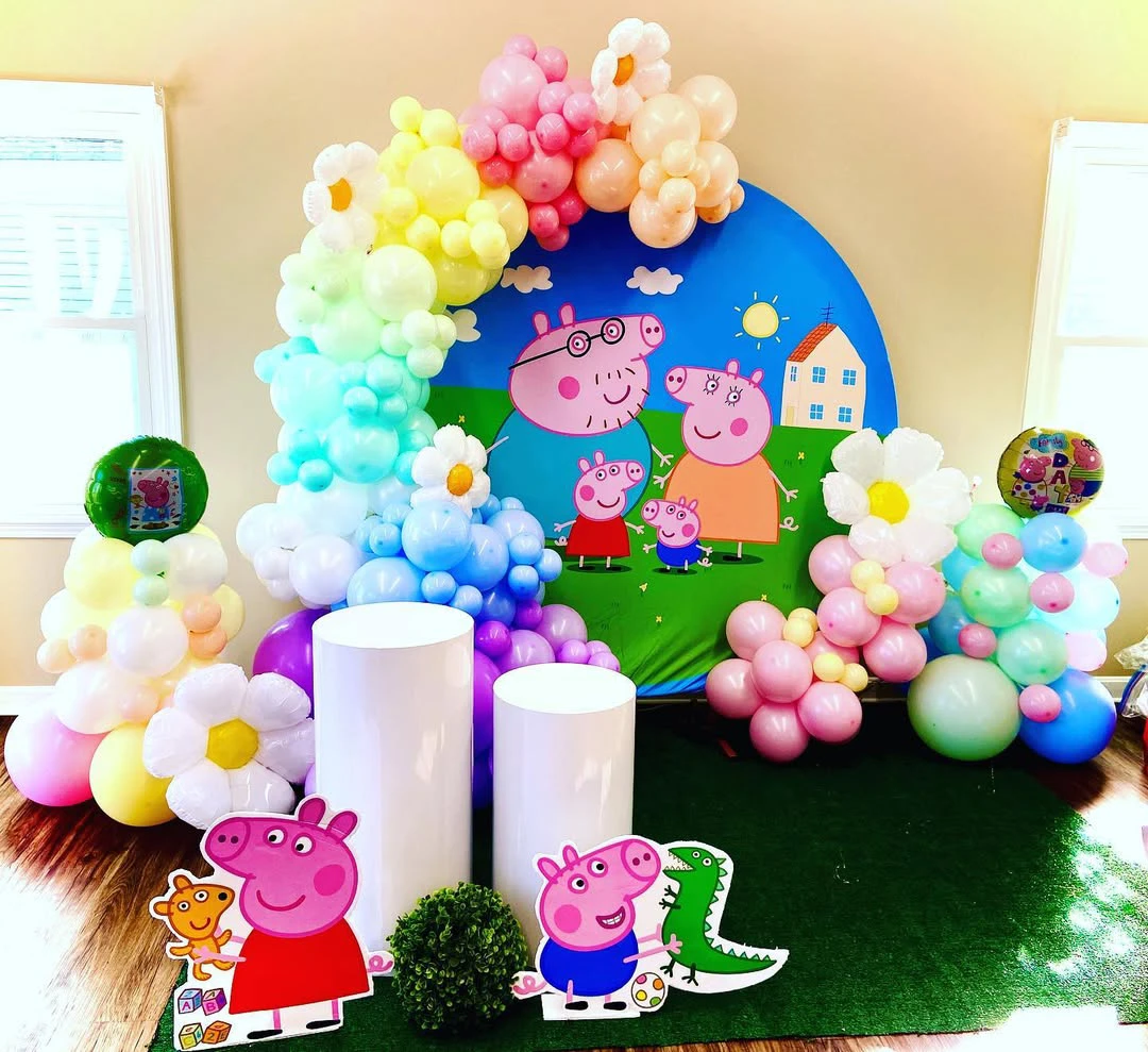 Peppa Pig Pool Party Birthday Theme Decor