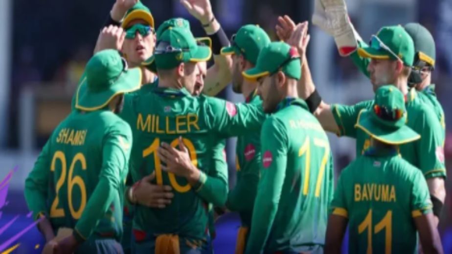 Miller blitzkrieg powers South Africa to four-wicket win
