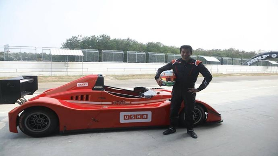 What happened in Abu Dhabi yesterday wasn't fair, it was Hamilton's race: Karthikeyan