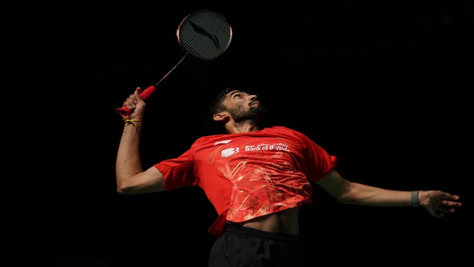 Srikanth assured of maiden medal, Sindhu loses to Tai Tzu in quarterfinals
