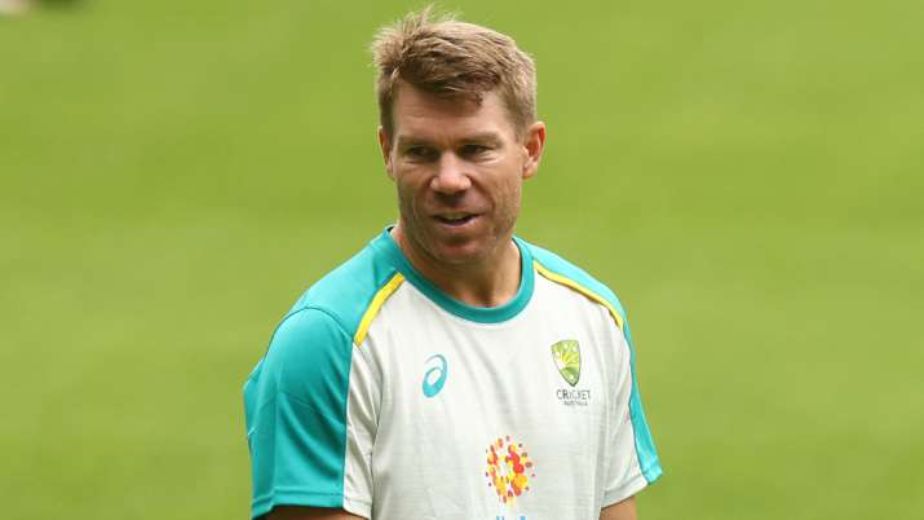 Ashes in bag, Warner advises England to prepare on synthetic wickets