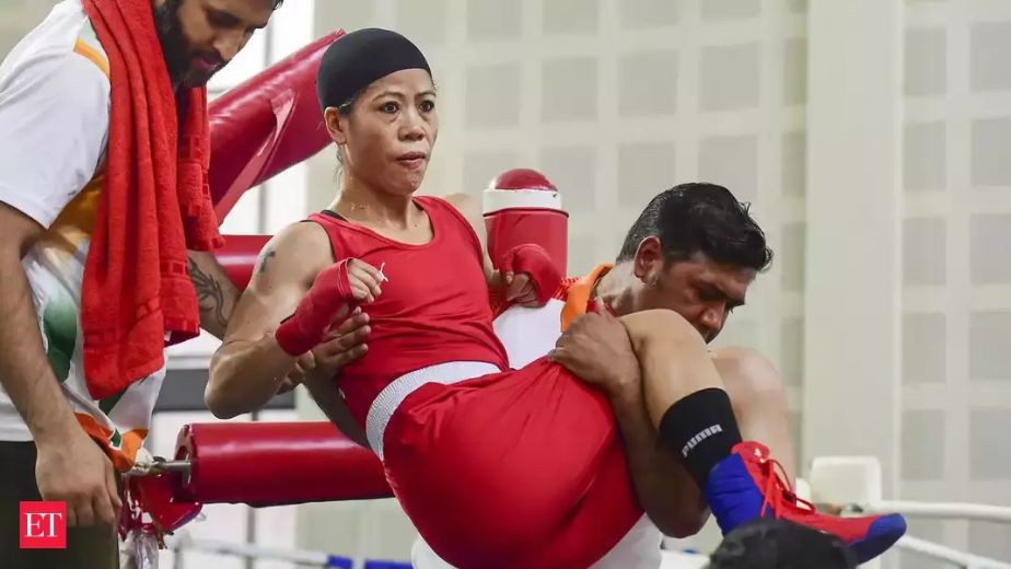 Mary Kom ruled out of CWG after suffering knee injury in selection trials