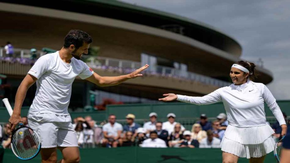 Wimbledon: Mirza-Pavic pair cruises to mixed doubles semifinals