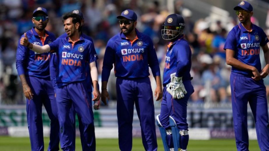 England 246 all out against India in 2nd ODI